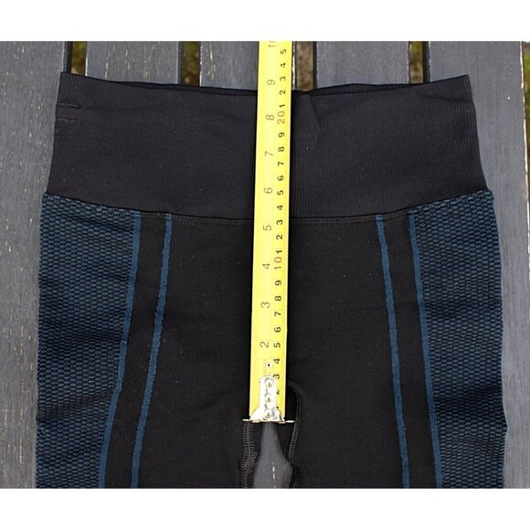 Sweaty Betty - Speedy Seamless Running Leggings in Black + Neon Blue, Med - Picture 4 of 10